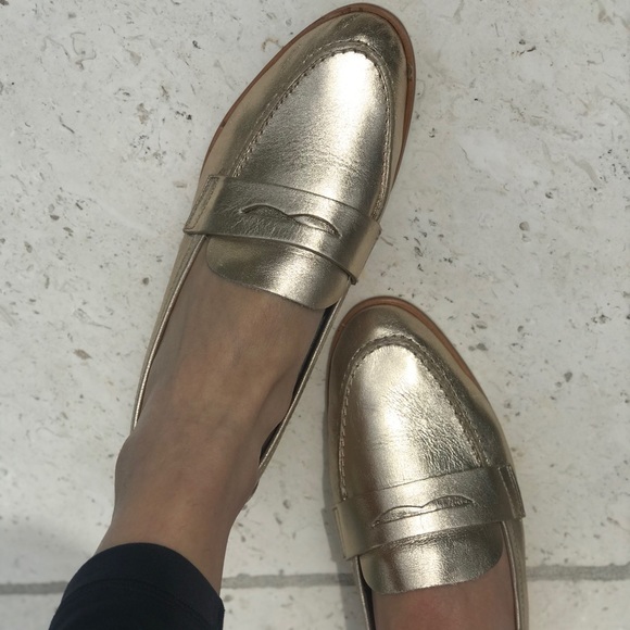 SCHUTZ Shoes - BRAND NEW SCHUTZ FLATS
